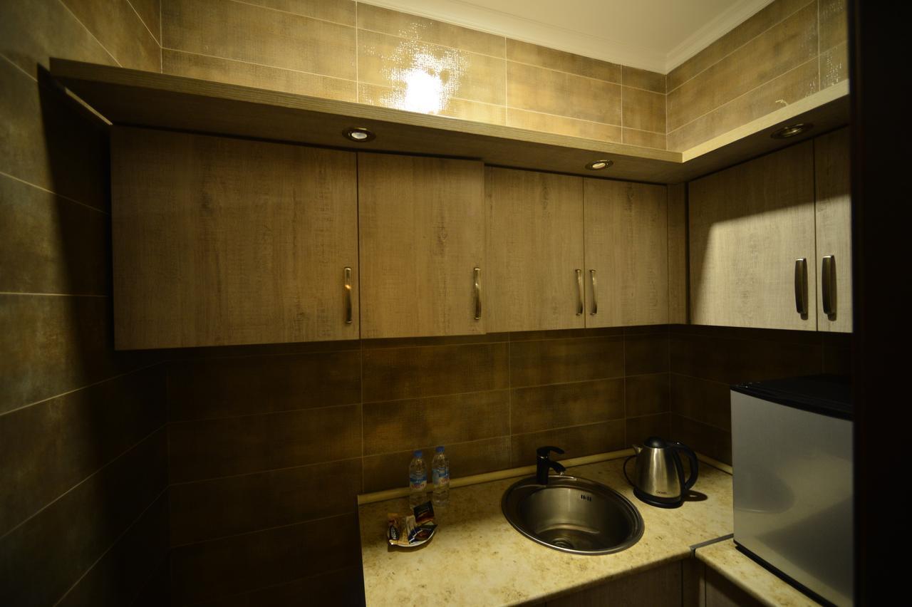 Green Hotel บาทูมิ ภายนอก รูปภาพ